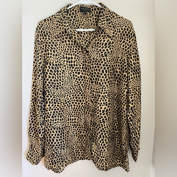 Vintage Into Africa 100% Silk Leopard Print Button Up Blouse Size Medium - Picture 2 of 8